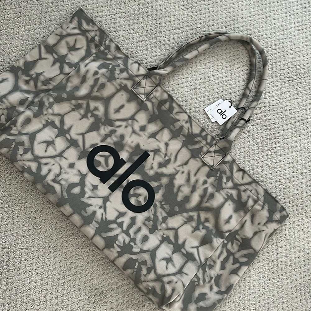 ALO canvas tote